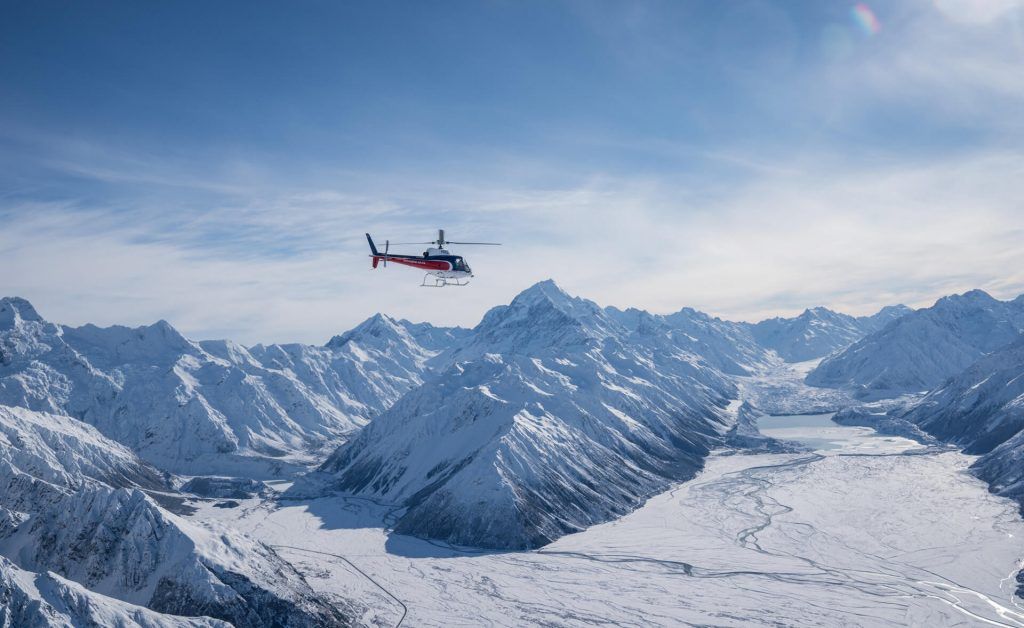 helicopter, milford sound